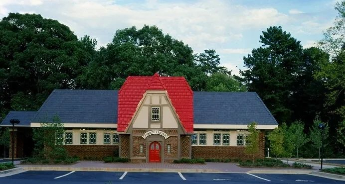 The Dwarf House；图片来源：Chick-fil-A