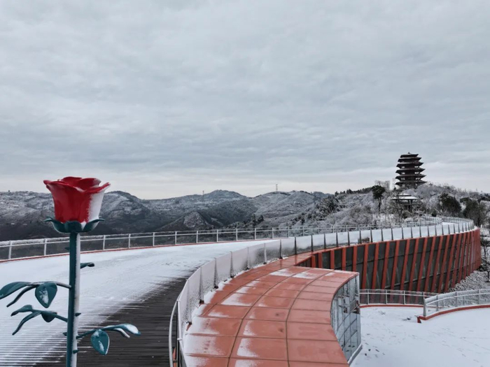 近郊雪景带火住宿,酒店民宿订单增幅达30%|成都市|民宿|都江堰市_新浪
