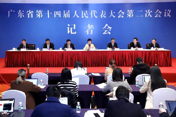 企业科技创新是 科技部部长谈“企业是科技创新主体” 加上“科技”两字有深意