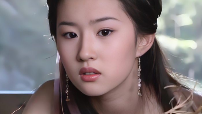 金庸笔下有3位无耻女侠,一个睡恩师,一个嫁仇人,一个献身徒儿