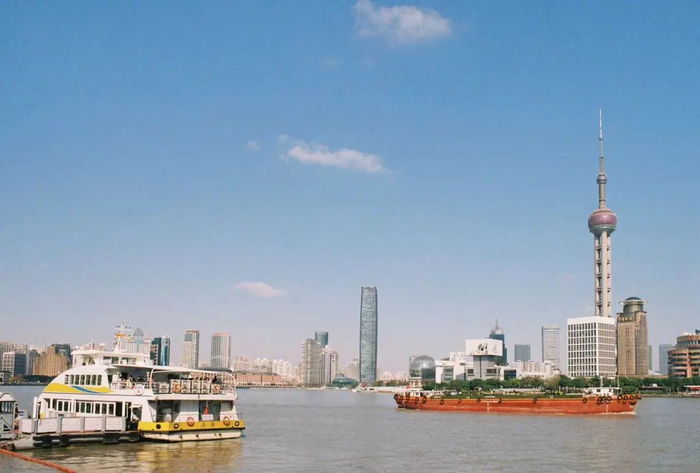 △上海黄浦江（时代周报 王晨婷/摄）