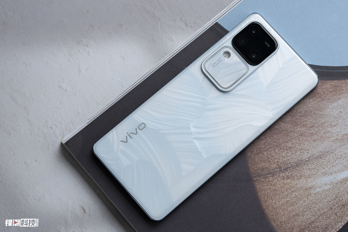 vivos18pro评测兼顾影像与性能的轻薄旗舰