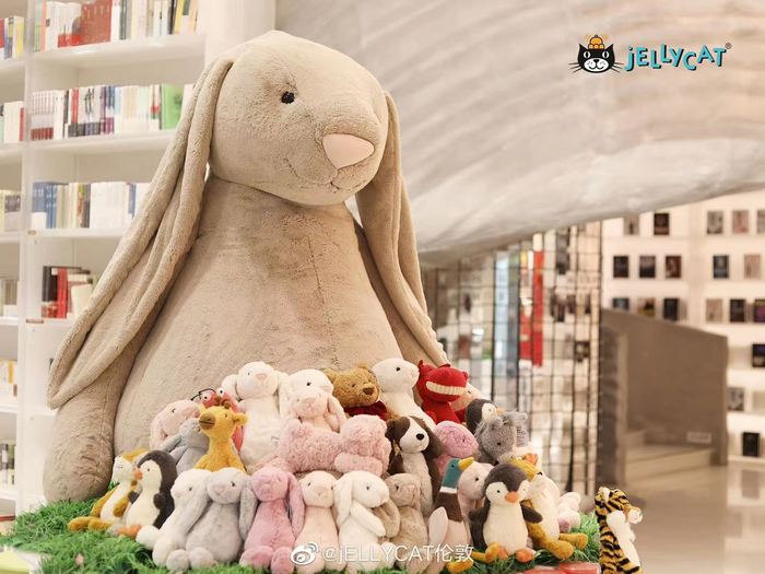 图片来源：微博@jELLYCAT伦敦