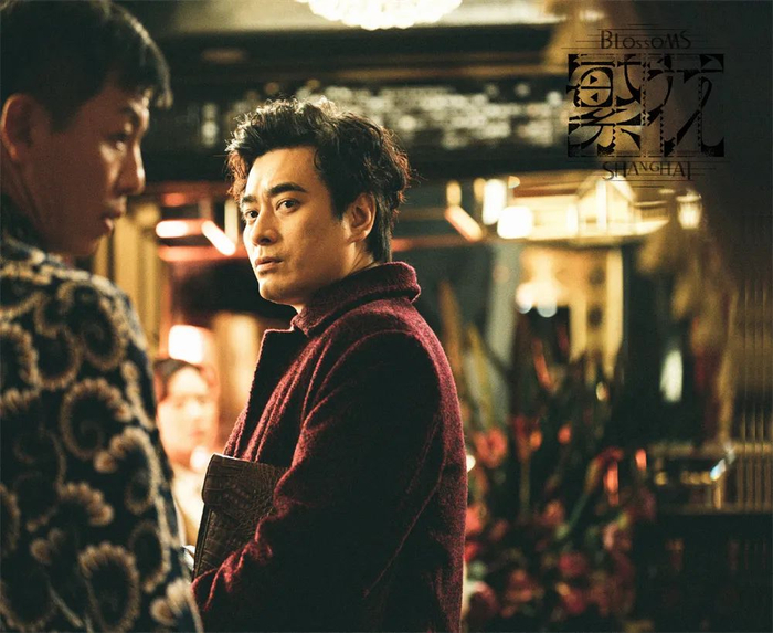 经常夹着包出门的陶陶。