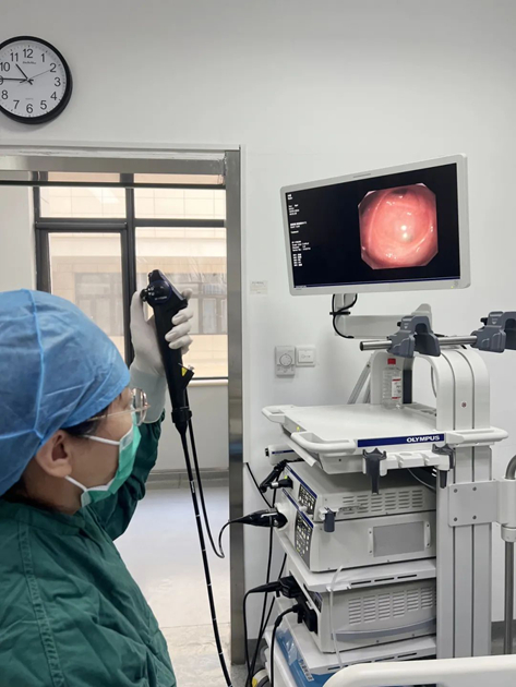 一根"管子"就把浓痰从支气管吸出来!|支气管|支气管镜|浓痰_新浪新闻