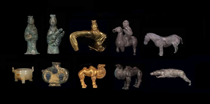 墓中出土小件器物