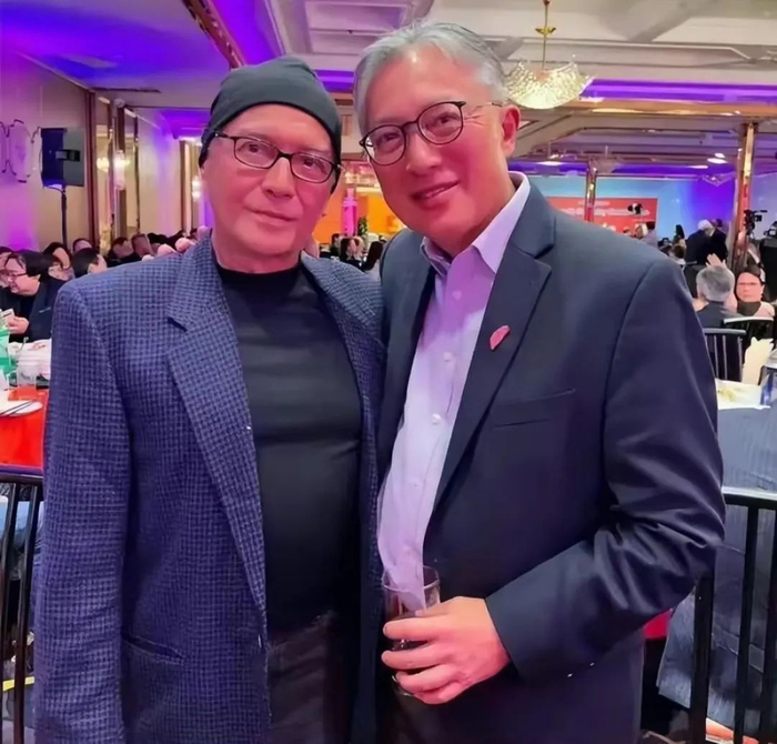 亚洲第一美男不婚不育之谜|尊龙_新浪新闻