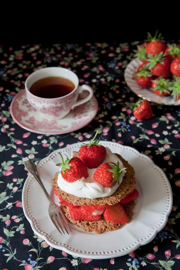 人类驯化草莓，从花园到餐桌。（图/unsplash）