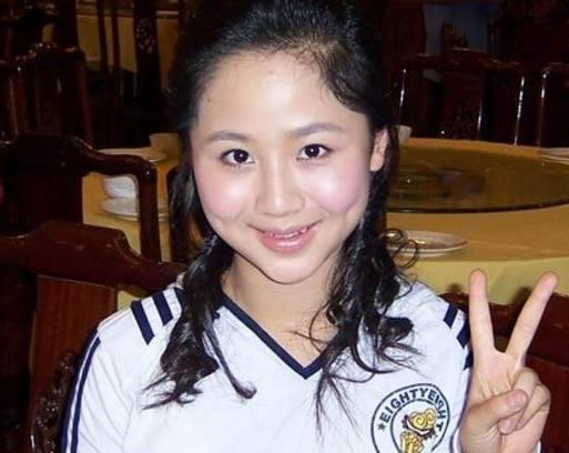 杨紫天生丽质,从小美到大