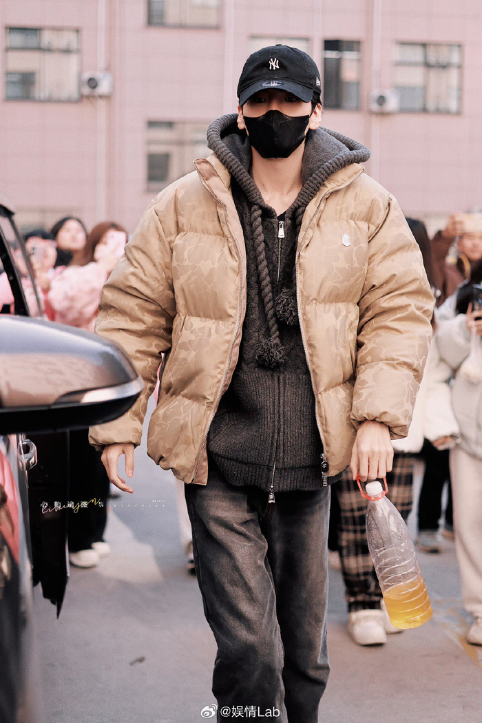 「投稿整理」×part1……|张云雷|王鹤棣|姚琛_新浪新闻