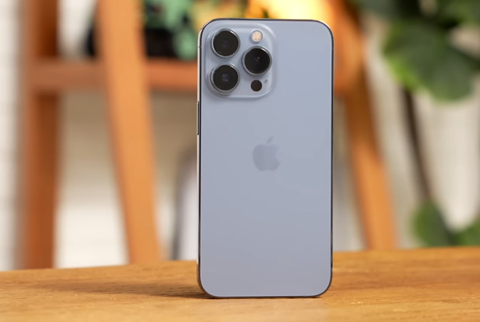 而且手机特别耐用,比如iphone13pro就可以,随着苹果创新的匮乏,iphone