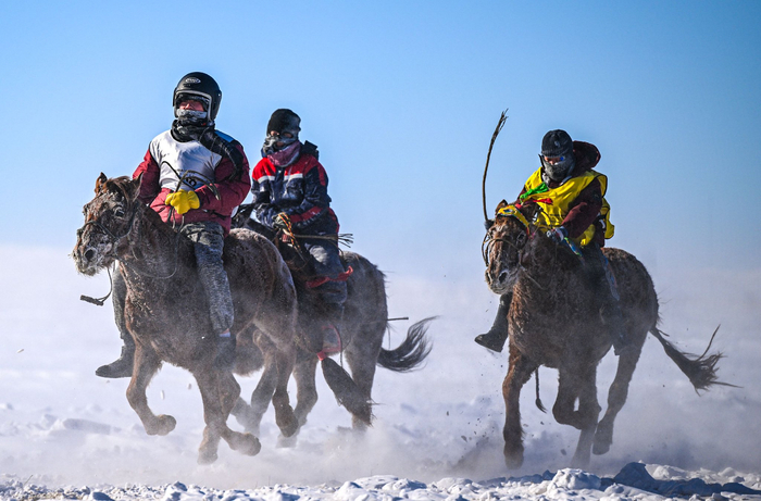 赛马——锡林郭勒蒙古马超级联赛总决赛开赛|赛马|蒙古马|总决赛_新浪
