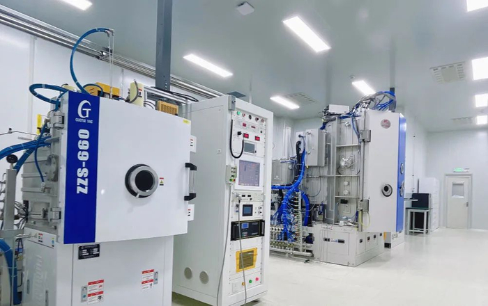 海泰光电高精度真空镀膜设备