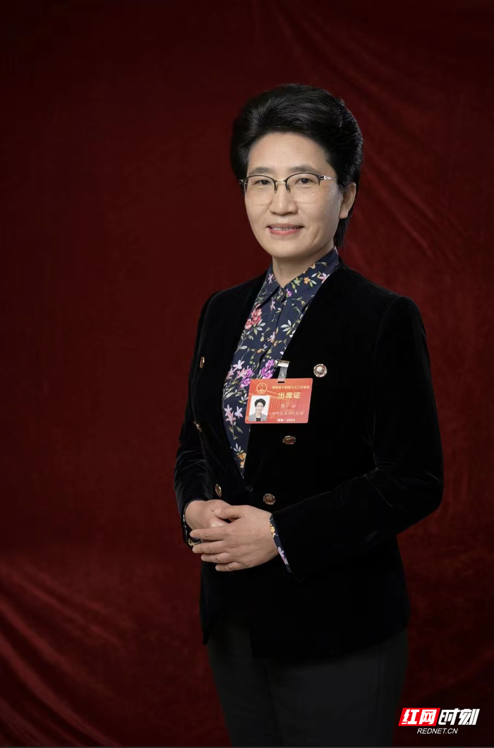两会会客厅丨省人大代表湘西州长陈华扛牢责任守住绿水青山聚力建设