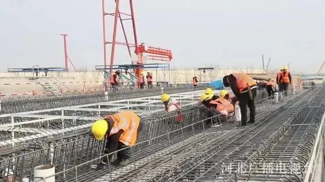 京雄商高铁建设现场。图源：河北广播电视台