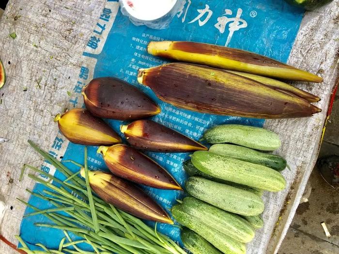 再牛的博物學家也不敢輕易踏入雲南菜市場