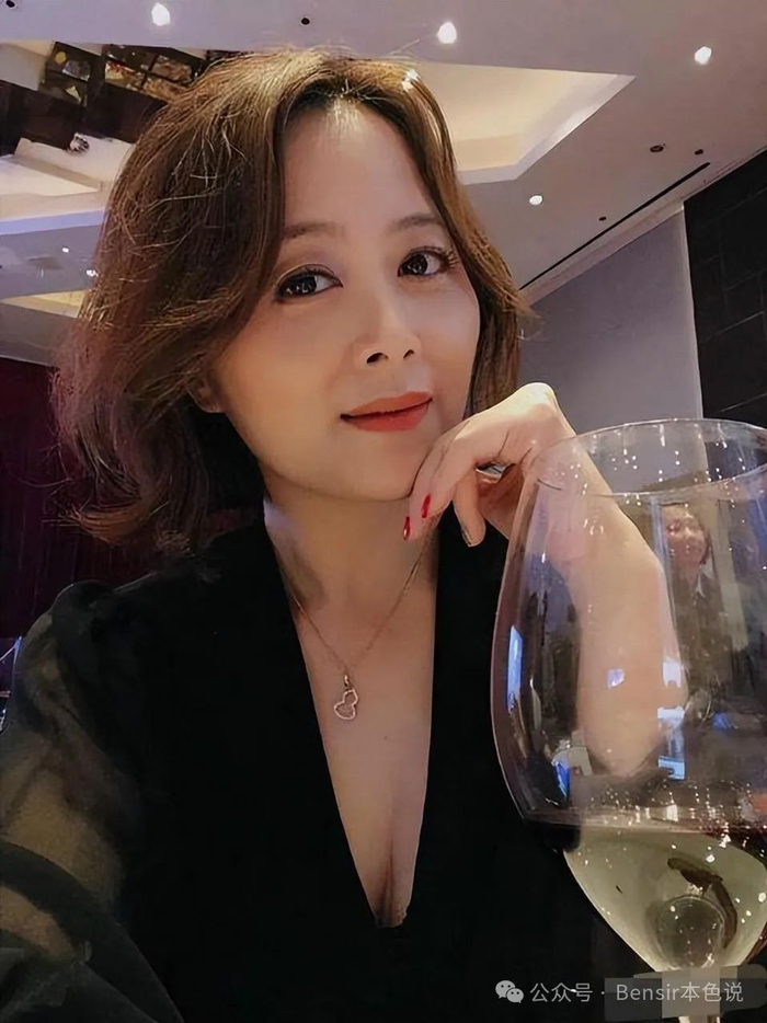 tvb47岁女星姚乐怡:财务压力大转型美食博主,被质疑人设造假?