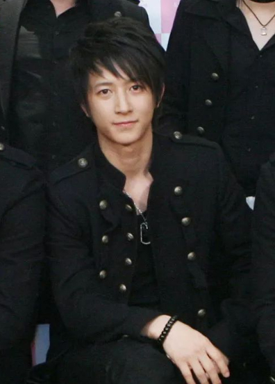 韩庚自曝在韩抑郁经历,"当艺人不是通关游戏"|韩庚|super junior_新浪