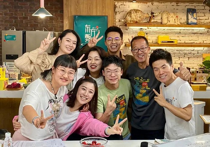东方甄选部分主播，图源俞敏洪个人微博