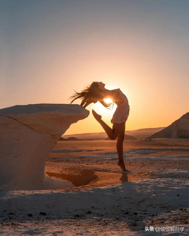 看了这些图才知道,瑜伽体式有多美!