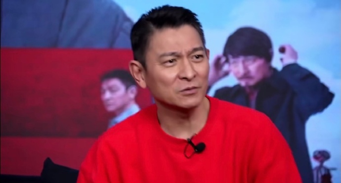 拜托帅哥真的不用一点美艳好吗,只能说我小时候刘德华就这么帅