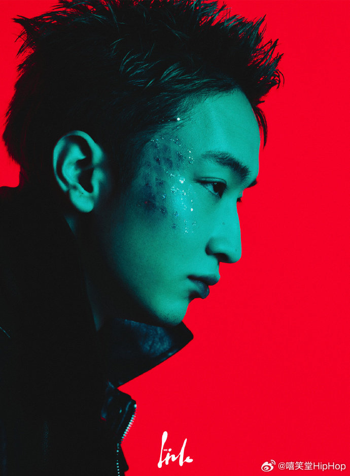 法老和厂牌2727最新写真!杀人狂魔鼠尾草又一次出现了!