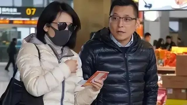 解决生理需求,又不一定要靠老公,我有固定伴侣20年了|俞飞鸿|窦文涛