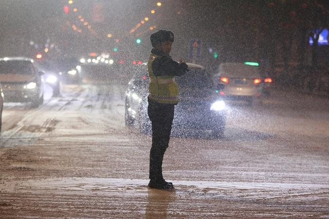 大雾暴雪双预警齐发！中国气象局启动三级应急响应__财经头条__新浪财经