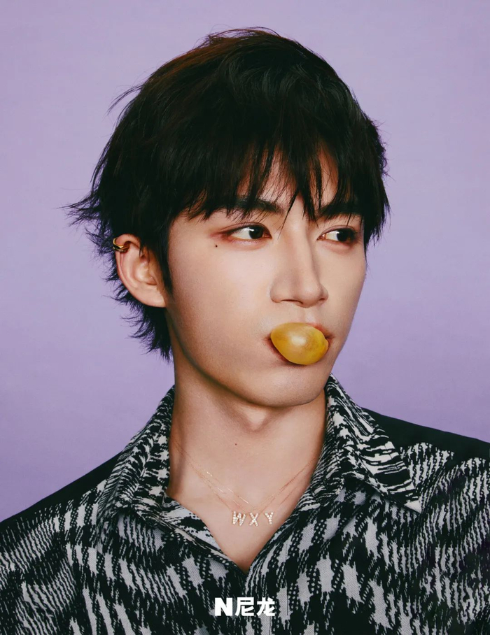 往更远处眺望的王星越|王星_新浪新闻