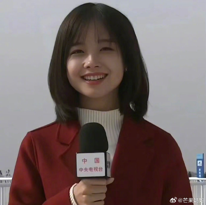 谁懂,一看到王冰冰穿红色外套,就梦回心动的那套图