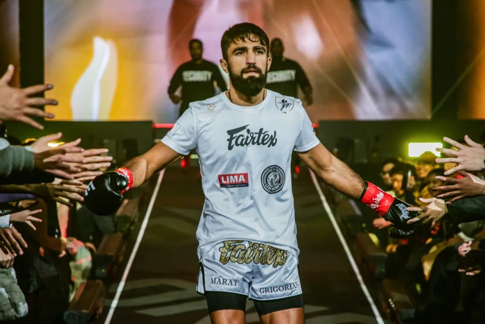 他如何成为12年来唯一ko西提猜的超级重炮手?|马拉特|西提猜_新浪新闻