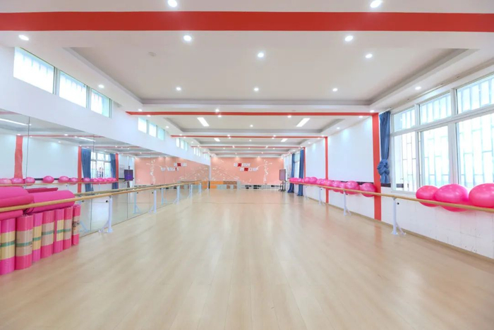 宋茜·芭莎爱心舞蹈教室|春天来了,要记得跳舞呀