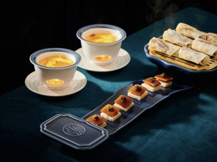 鱼子酱烤鸭（图片来源：提督大众点评页面）