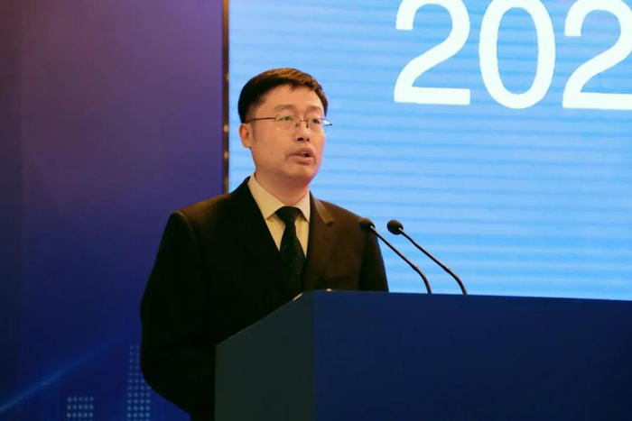 作家协会党组成员,书记处书记李一鸣,山东省政府驻北京办事处党委委员