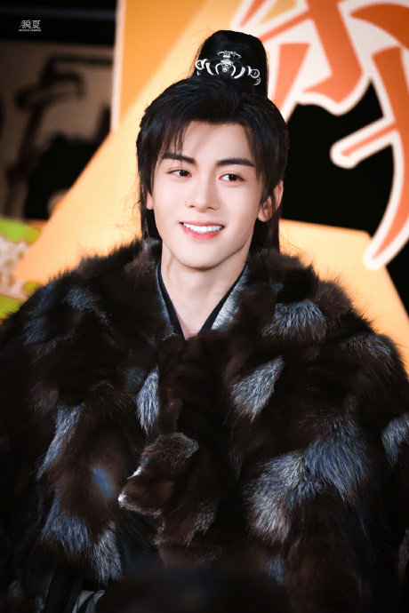 曾舜晞七夜雪杀青 真的好伟大的一张脸!|曾舜晞|七夜_