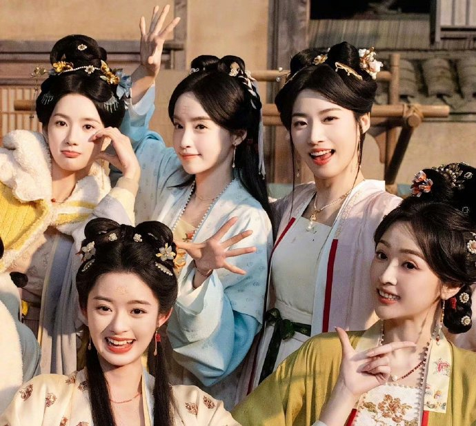 五福临门五美同框96……|五美|吴宣仪|刘些宁_新浪新闻