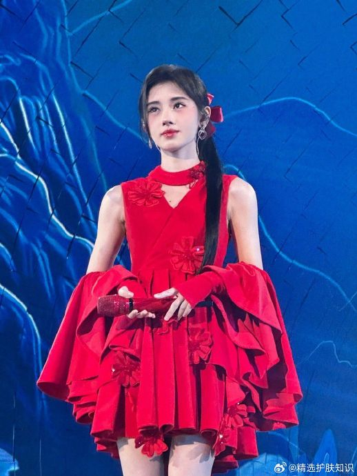 她真的好美,生图巨扛打!|鞠婧祎|美妆_新浪新闻