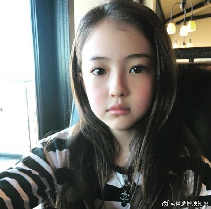 曾经的yg小公主要出道啦 ella小时候超漂亮,是yg旗下的小模特