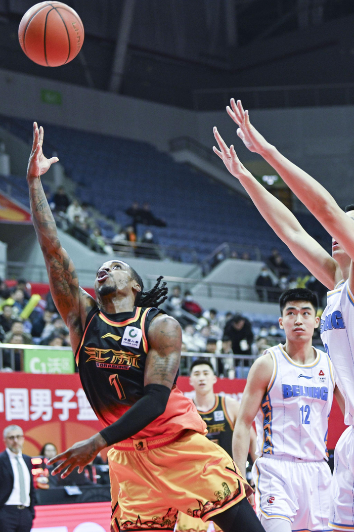 篮球——cba联赛:江苏肯帝亚队不敌北京北汽队|北京|江苏肯帝亚|篮球