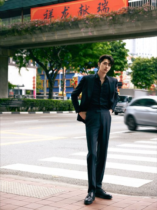 林一腿也太长了吧#这个腿和这个脸加起来真的有点绝鲨了