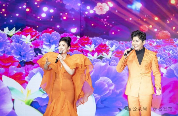 李白、张朝夕携手献上二重唱《春风十万里》