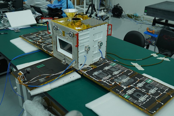 SCA-1艺术卫星实拍图