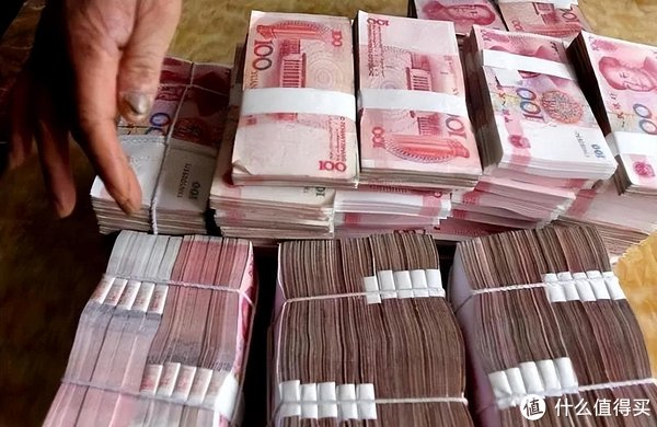 取钱时,为何银行会问你取钱用途?这样的回答最好,早了解不踩坑__财经头条