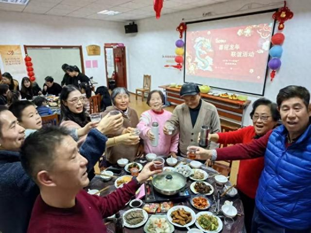 别样“年夜饭” 本文图均为 金山区供图