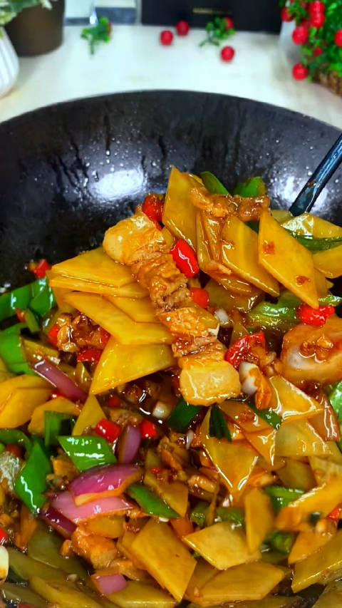 土豆炒洋葱简单好做又好吃家常菜跟着快手学做菜