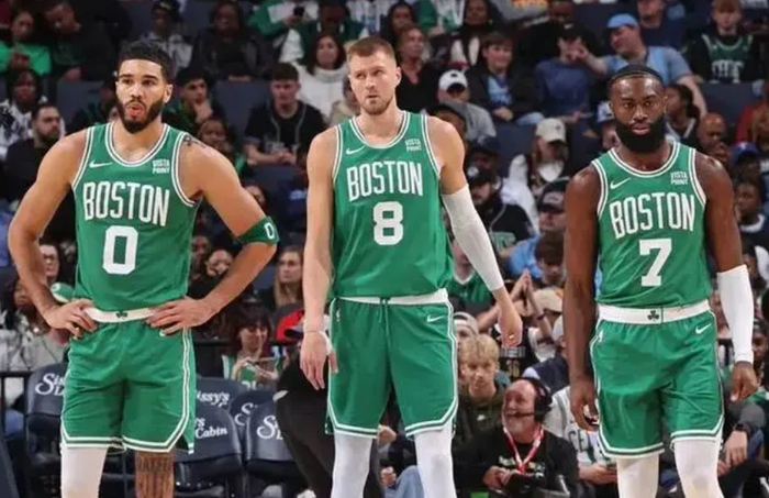 你们没有冠军命|杰伦布朗|塔图姆|冠军_新浪新闻