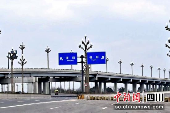 成都天府大道北延线正线新建段今起通车
