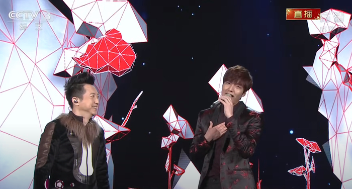 庾澄庆和李敏镐合唱的这版《情非得已》值得循环播放.