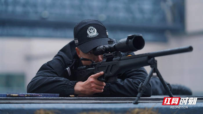 长沙特警:0℃,50m……一枪命中宽度不足0.