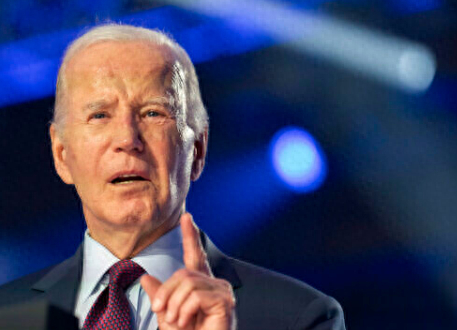 拜登4日在拉斯维加斯的竞选集会上。图源：美媒